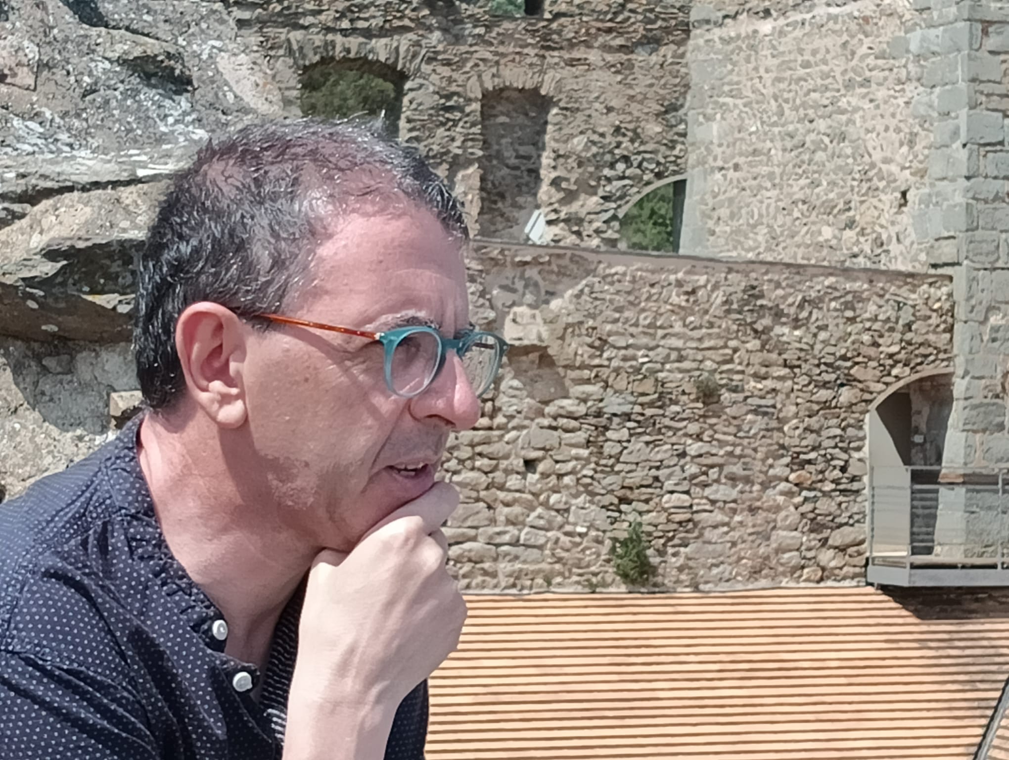 Retrato de perfil de Jordi Pietx